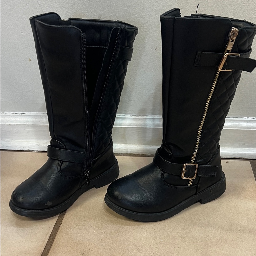 Black Quilted Boots with Buckle